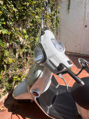 Kymco Like 125 - Titular Completa Un Caño