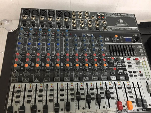 Mesa Behringer Xenyx 1832usb 18 Canais Usb Efeitos X1832