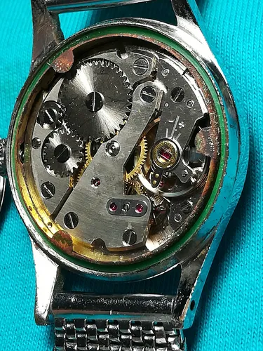 Reloj De Pulsera Suizo Vernal 17 Rubíes (Usado)
