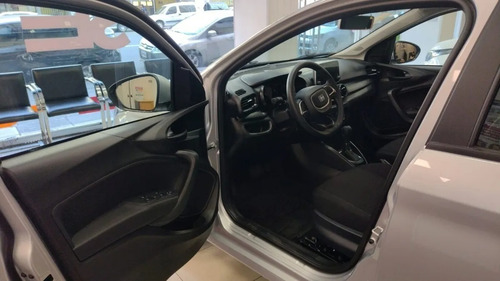 Imagen 8 de 14 de Fiat Cronos 1.3 Drive Gse Cvt My23 / F.r