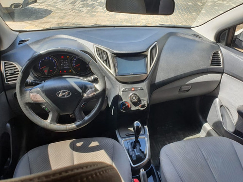 Imagem 5 de 7 de Hyundai Hb20 X 2014 Automático