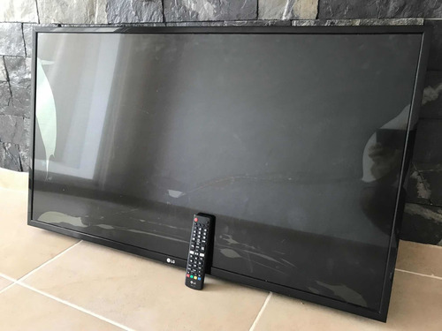 Imagen 1 de 6 de Pantalla Estrellada LG 43 Pulgadas Smart