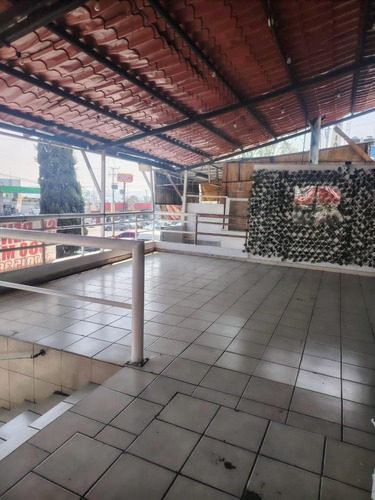 Local En En Av. Lago De Guadalupe