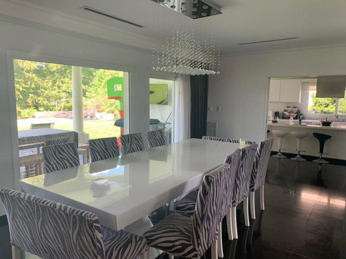 Casa En Venta En Buenos Aires Golf