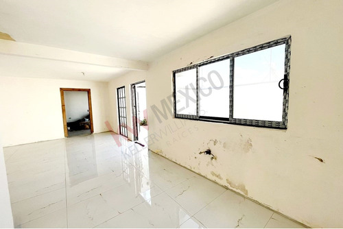Casa En Venta Ubicada En Ensenada, Colonia Manuel Marquez De Leon
