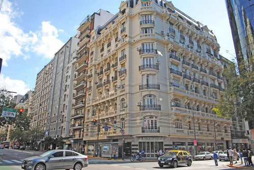 Imagen 1 de 23 de Oficina En Edificio Rodrigué, Patrimonio Histórico De La Ciudad
