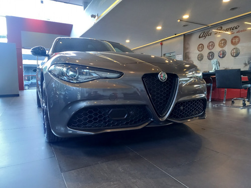 Alfa Romeo Giulia 2.0 280cv Veloce