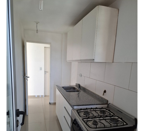 Depto. Venta De 1 Dormitorio Usd 57.000. Barrio Guemes.