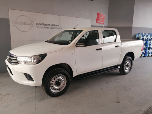 Toyota Hilux 2.8 Cabina Doble Base Mt