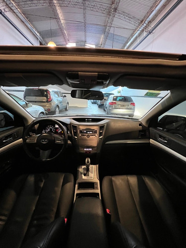 Imagen 11 de 13 de Subaru Legacy 2.5 Awd Cvt Limited 2010