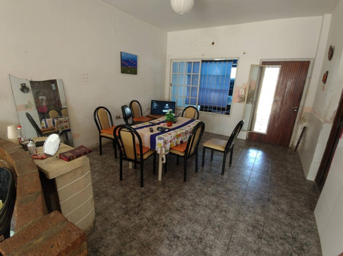 Imagen 4 de 11 de Casa En Venta En Gregorio De Laferrere