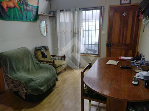 Casa En Venta De 5 Dorm. En Conchalí