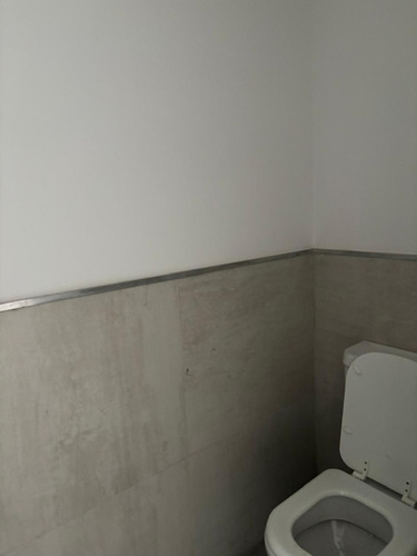 Departamento En Venta A Estrenar De 3 Ambientes Con Cochera En Bernal Centro