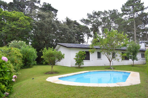 Casa En Venta  - Punta Del Este