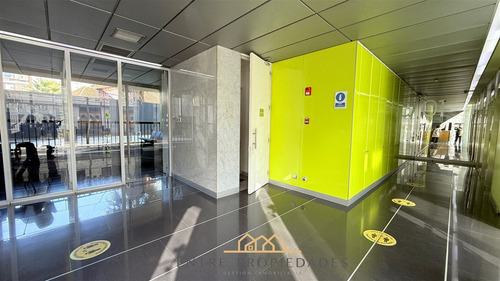 Oficina En Arriendo En Providencia, Metro Pedro De Valdivia
