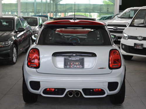 Imagen 3 de 15 de Mini John Cooper Works 2.0 Hot Chilli At