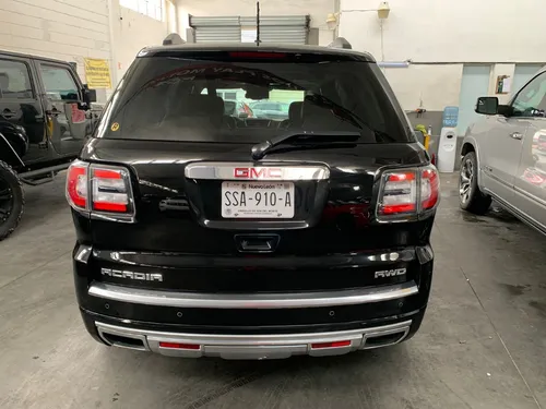 GMC Acadia 3.7 Denali At