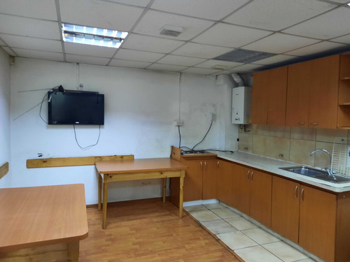 Gran Galpon Con Local Comercial (84811)
