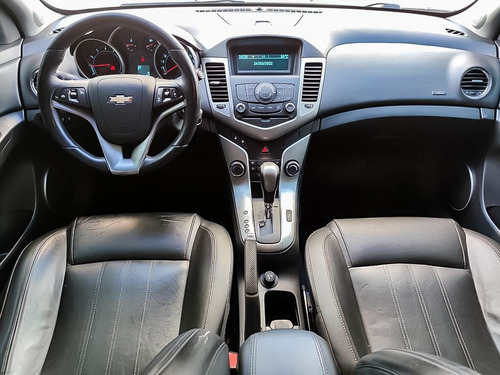 Imagem 7 de 15 de Chevrolet Cruze 1.8 Lt 16v Sedan