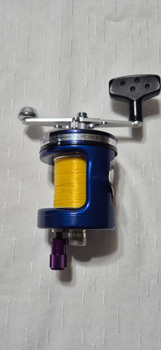 Reel Abu Garcia 6500 Monochrome Qtc Azul Derecho