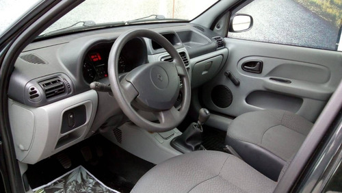Renault Clio 1.0 16v Flex 4p Manual