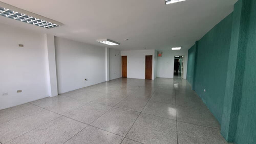 Venta Edificio Comercial A Estrenar - Puerto Cabello