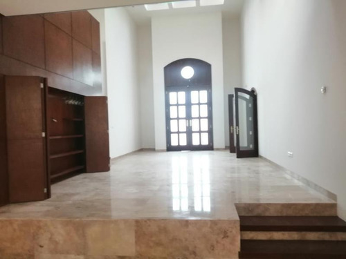 Imagen 2 de 12 de Casa Sola En Venta Alamo Country Club