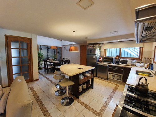 Imagen 6 de 29 de Chalet 5 Ambientes Con Parque Y Piscina Venta Mar Del Plata