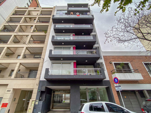 Venta Departamento De 2 Ambientes En Flores