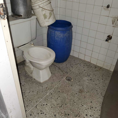 Imagen 11 de 20 de Alquiló Local Comercial Con Apartamento