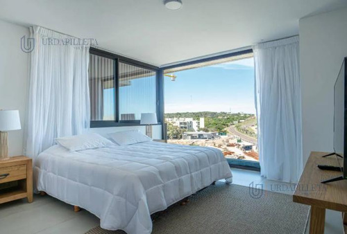 Apartamento Penthouse En Venta Sense Manantiales