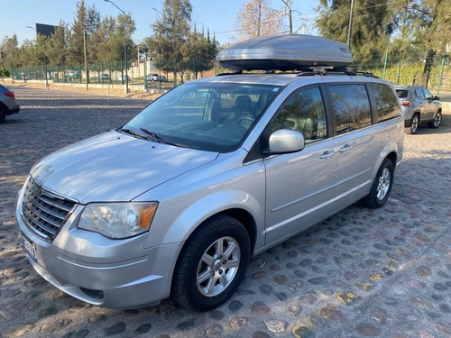 Chrysler Town & Country 2008