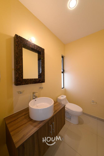 Casa En Senderos De Monte Verde, Tlajomulco De Zúñiga Con 3 Recámaras, 162 M², Id: 87017