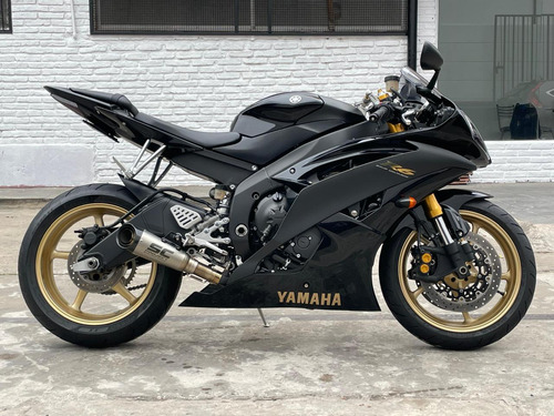 Yamaha R6