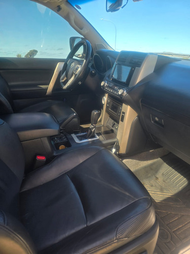 Toyota PRADO LAND CRUISER 4.0 Prado Vx At