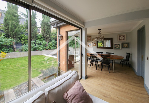 * Casa Amoblada Condominio, Con Piscina Y Quincho Disponible