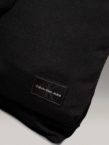 Tote Negra Calvin Klein Con Monologo Para Hombre