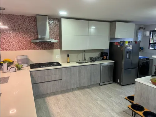 Vendo Casa En El Poblado