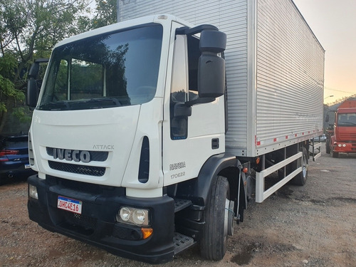 Imagem 3 de 3 de Iveco 170e22 Toco Bau Ano 2013