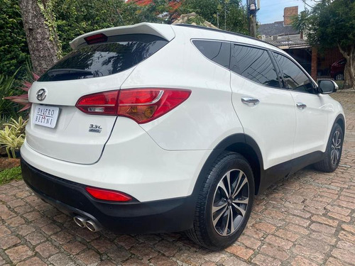 Hyundai Santa Fe V6