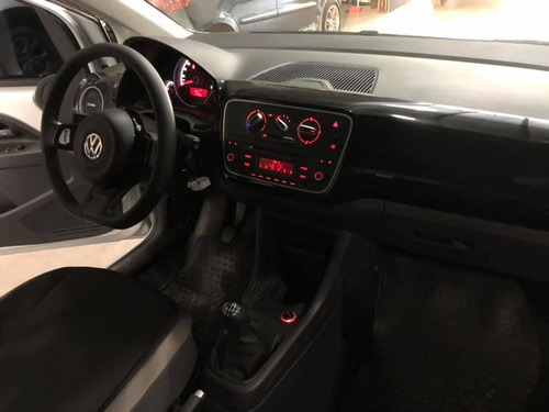 Volkswagen High Up - 60.000 Kms - Año 2015