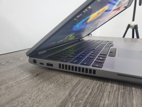 Laptop Dell Precisión Core I7 10ma Gen 16ram 480ssd T.v. 2gb (Reacondicionado)