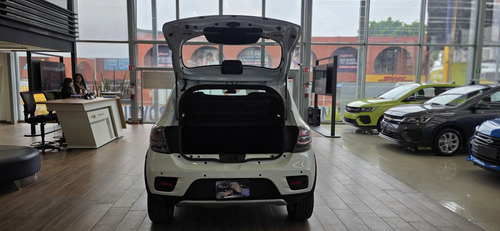 Renault Stepway 1.6 Intense At