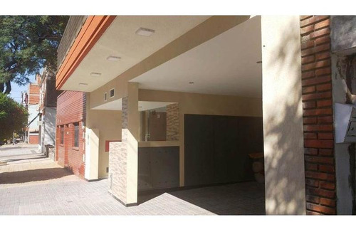 Imagen 3 de 5 de Cochera En Venta Fija Y Cubierta - Juan Agustín García 5100