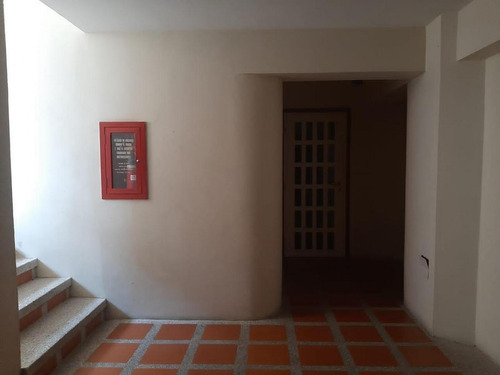 Imagen 10 de 18 de Mariano Urbina Vende Apartamento En Los Mangos Res Casablanca Foa-2120