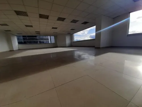 Oficina En Arriendo/venta En North Point. Cod A1038793