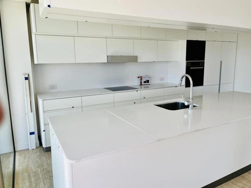 Venta En Oceana Puerto Madero 3 Ambientes Al Dique Con Cochera Y Baulera