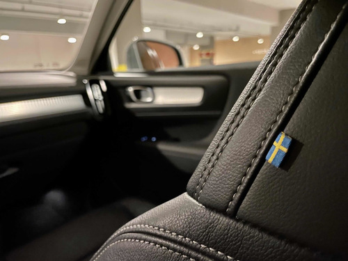 Imagem 9 de 13 de Volvo Xc40 2020 2.0 T4 Momentum 5p