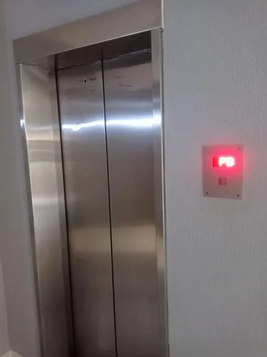 Se Alquila Apartamento En La Urb. Sebucan Con Vista Al Avila Y No Falta El Agua