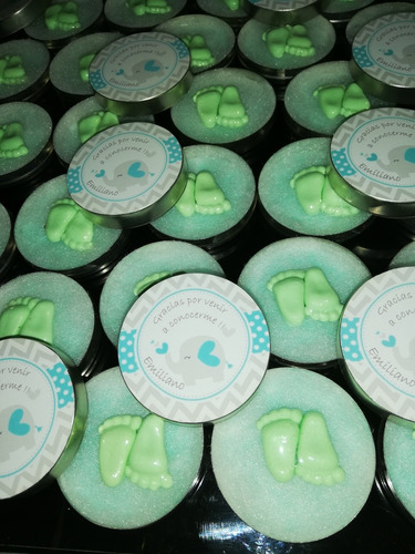 Souvenirs Piecitos Latitas Personalizadas (precio X 5 Unid)